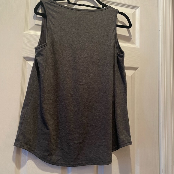 Tank top - Picture 2 of 3